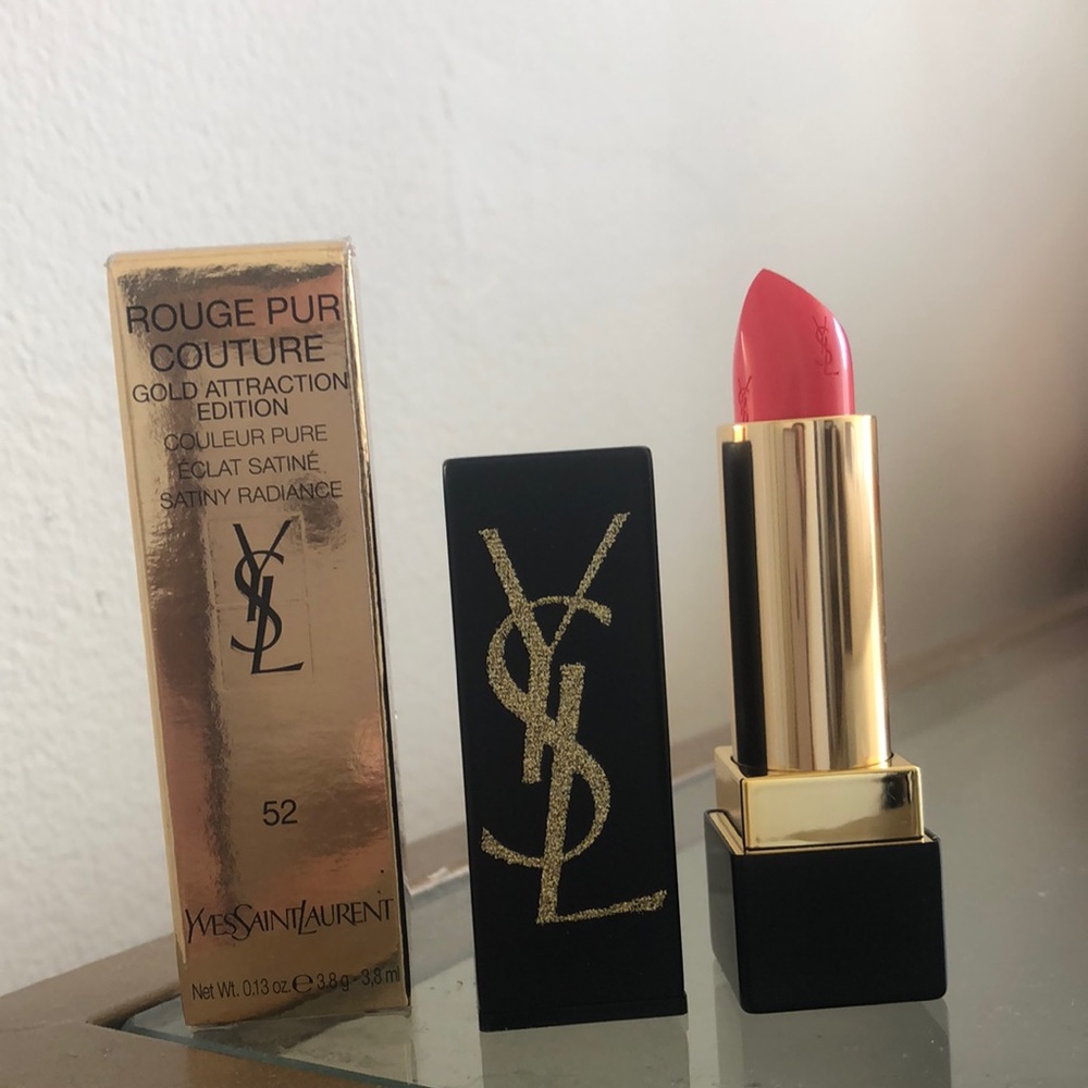 Yves Saint Laurent Gold Attraction Lipstck #52
